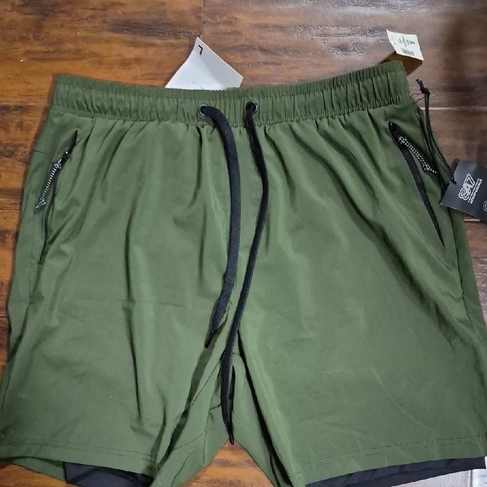 AEROPOSTALE PERFORMANCE SHORTS. MENS SIZE LARGE new with Tags Olive Green